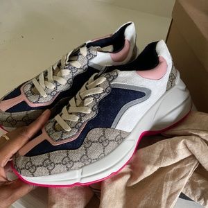 Gucci sneakers
